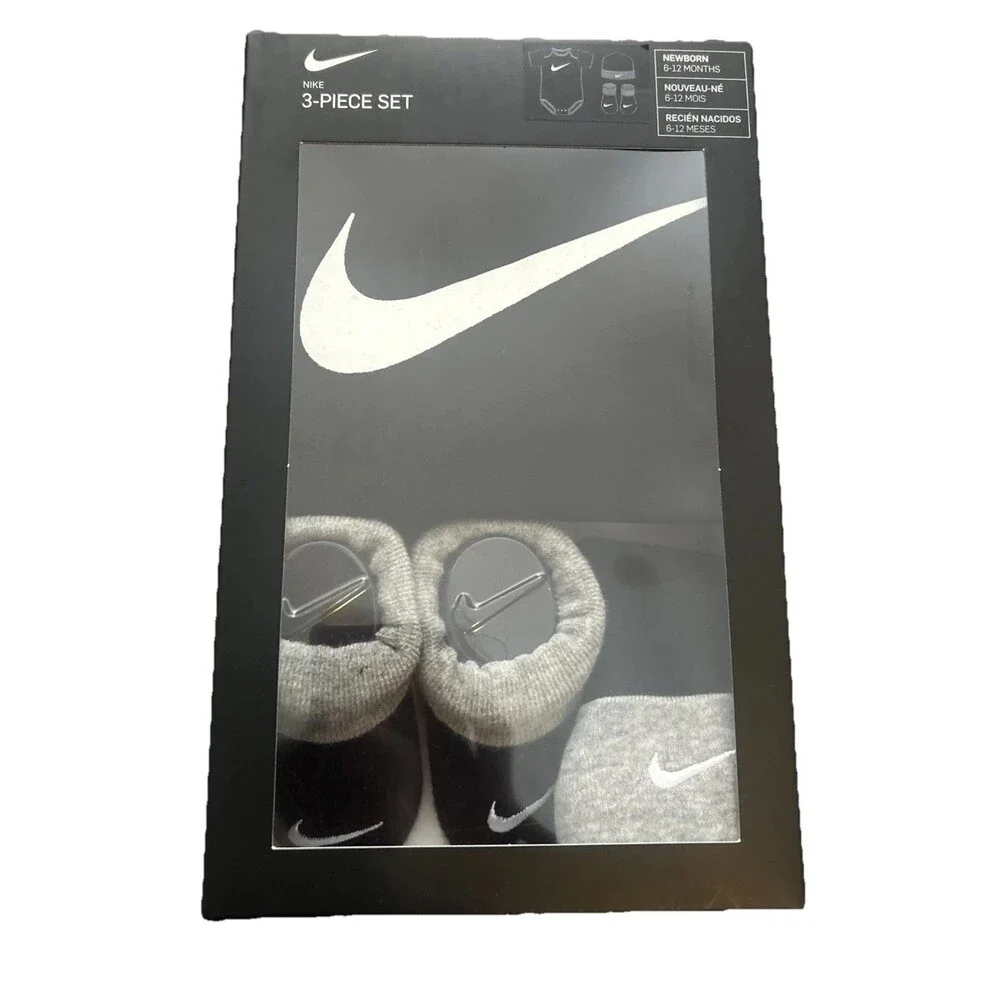 Nike Baby 3-Piece Boxed Set Bodysuit Hat Booties Infant Newborn 6-12 Months New